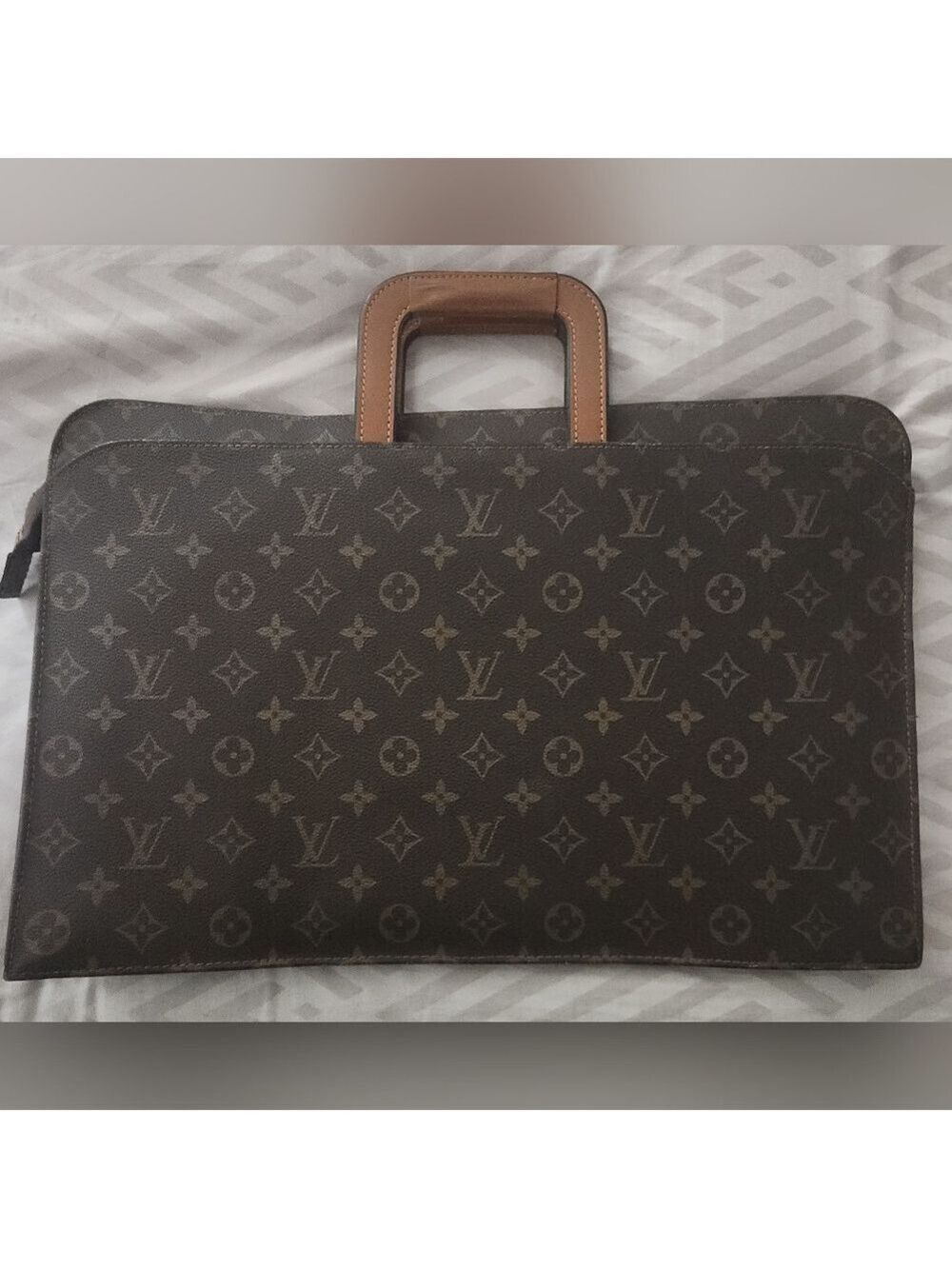 Louis Vuitton Monogram Soft Sided Three Compartment Retractable Handle Briefcase